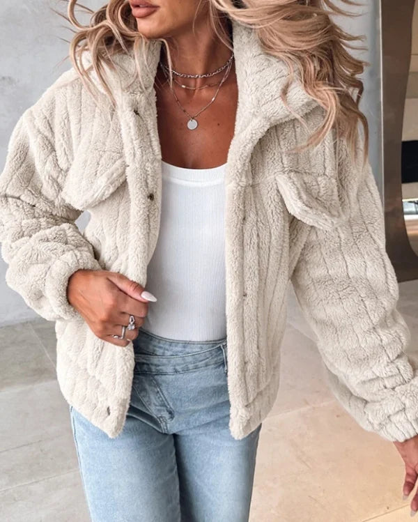 Stylische Kurze Teddyjacke Für Frauen | Winter