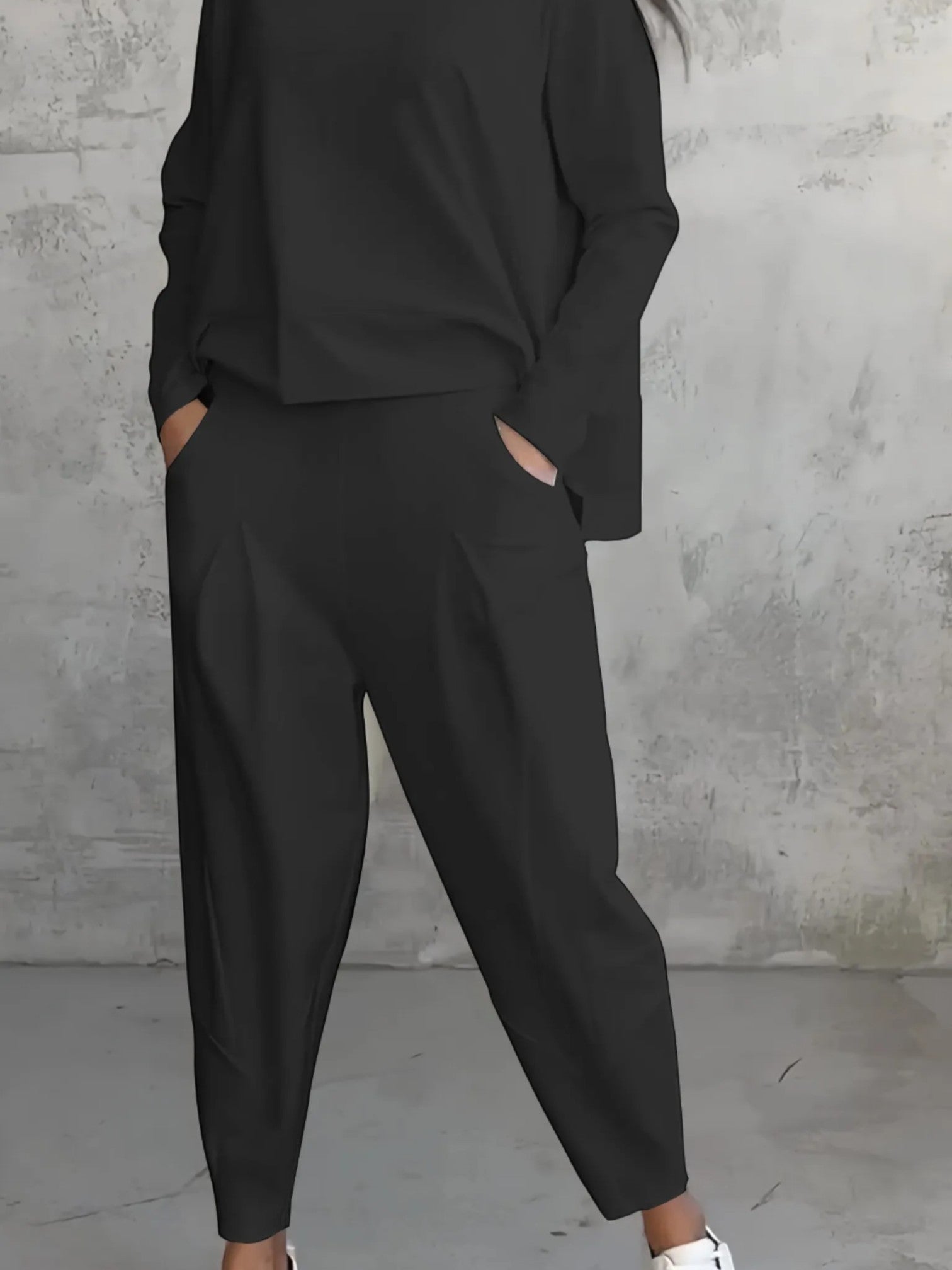 Elegantes zweiteiliges Set für Frauen | Oberteil & Haremshosen