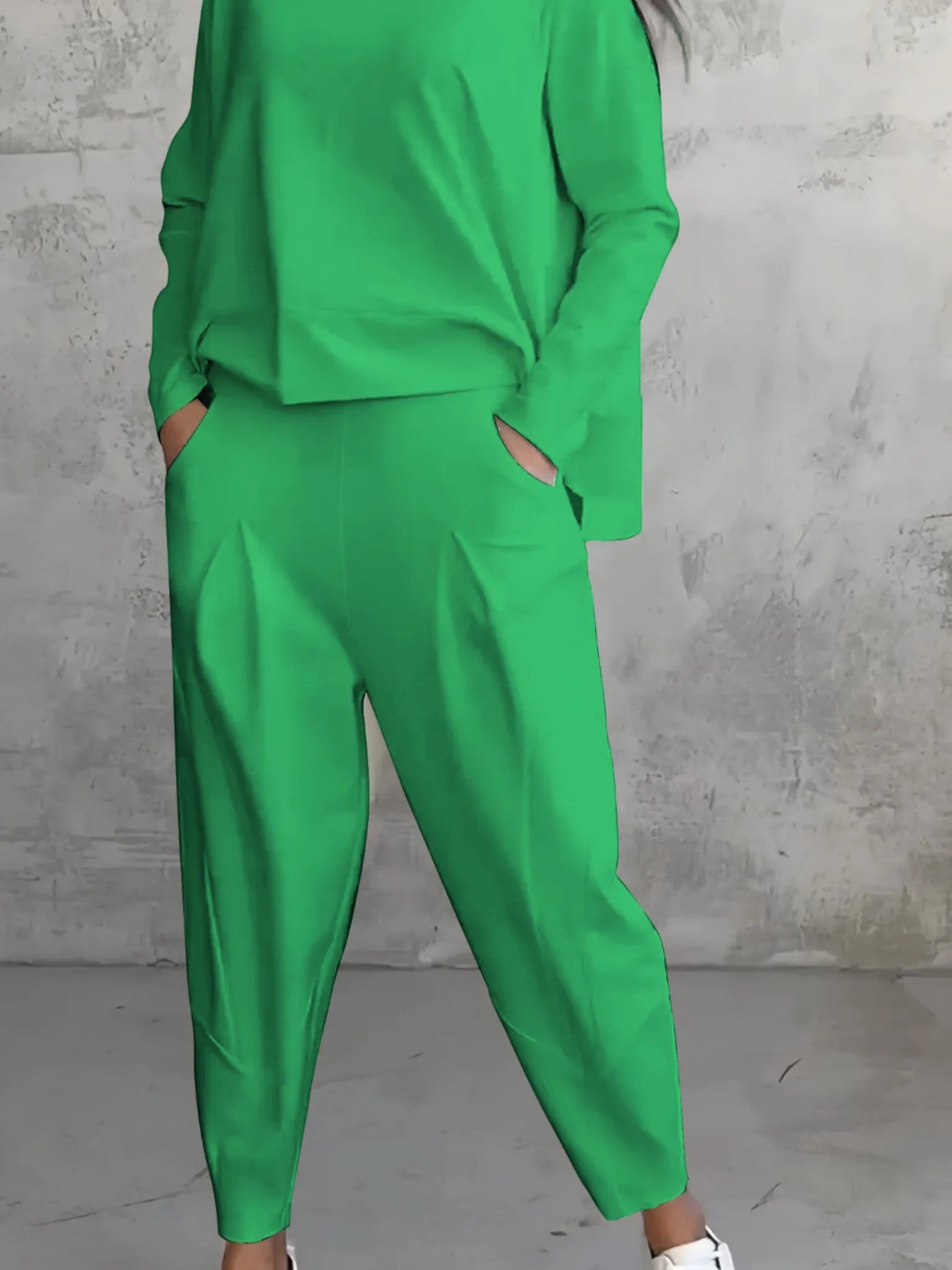 Elegantes zweiteiliges Set für Frauen | Oberteil & Haremshosen