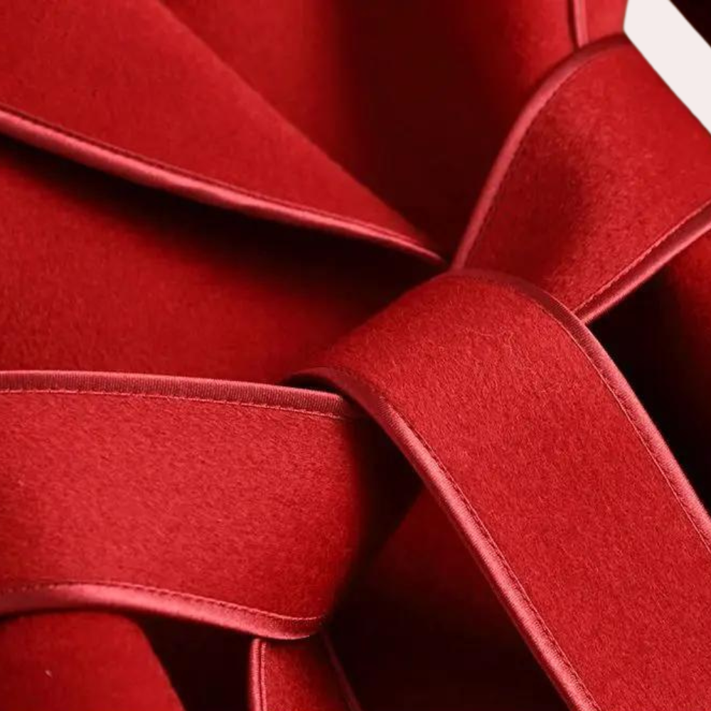 Stilvoller Langer Wintermantel Für Damen | Taillenbund