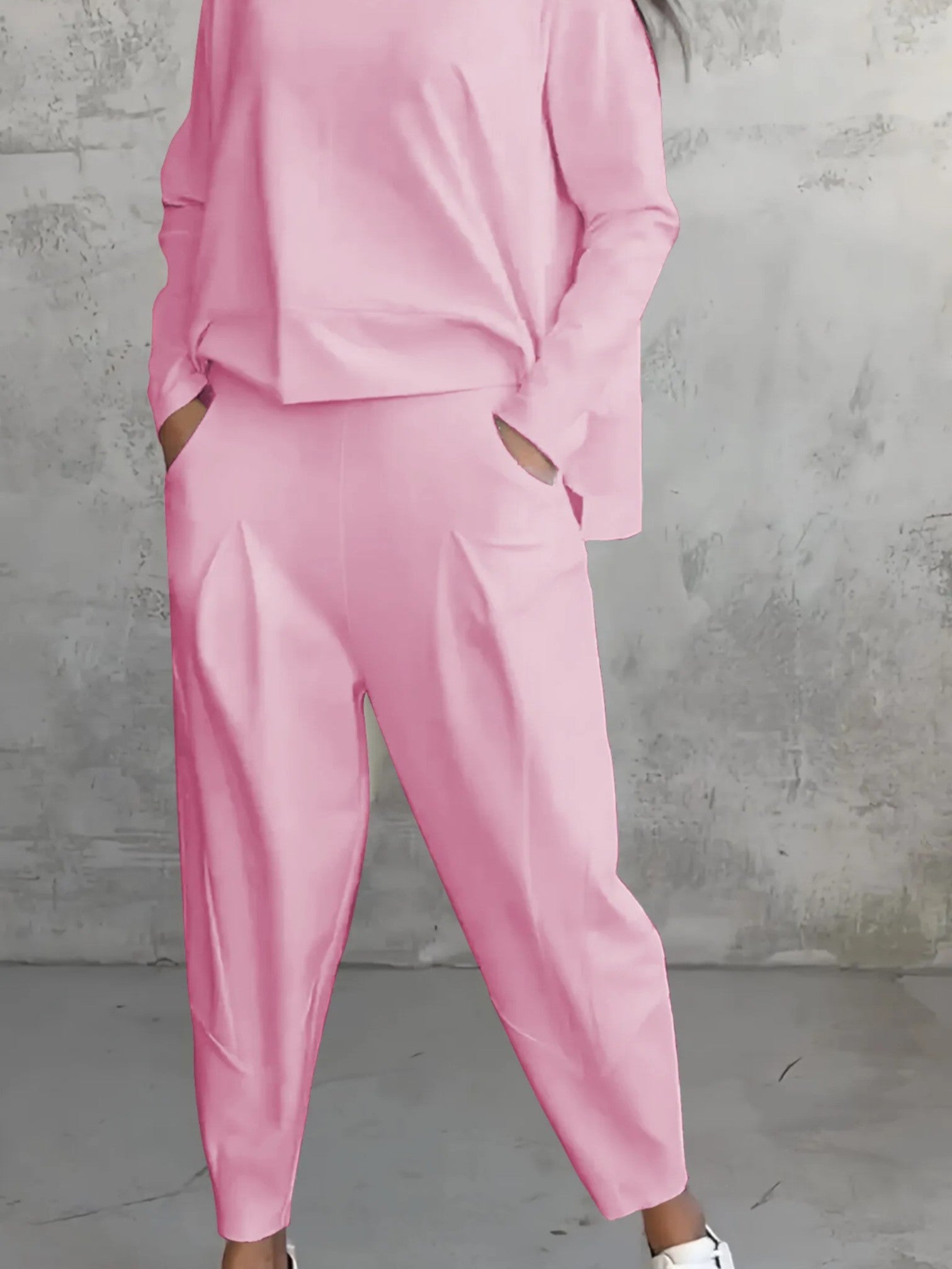 Elegantes zweiteiliges Set für Frauen | Oberteil & Haremshosen