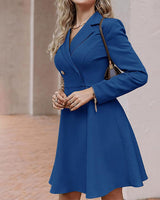 Isha - Elegantes Kleid mit Knöpfen