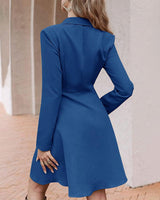 Isha - Elegantes Kleid mit Knöpfen