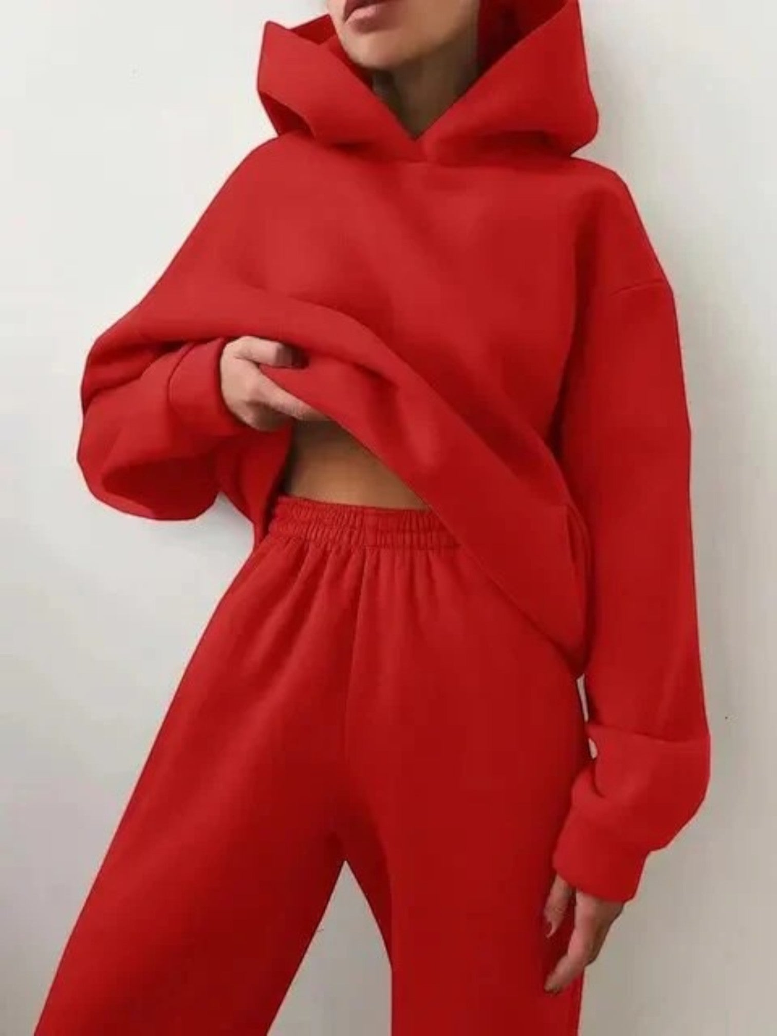 Stylisches Kapuzenpullover Und Hosen-set Für Frauen