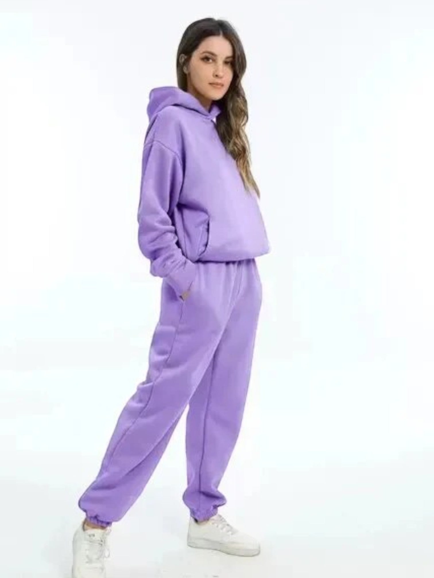 Stylisches Kapuzenpullover Und Hosen-set Für Frauen