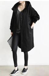 Lange Regenjacke Mit Kapuze Für Frauen | Knopfverschluss