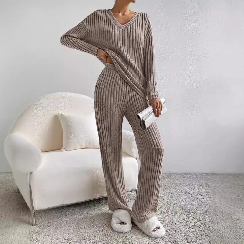 Helena - Bequemes Strick-Set für Damen