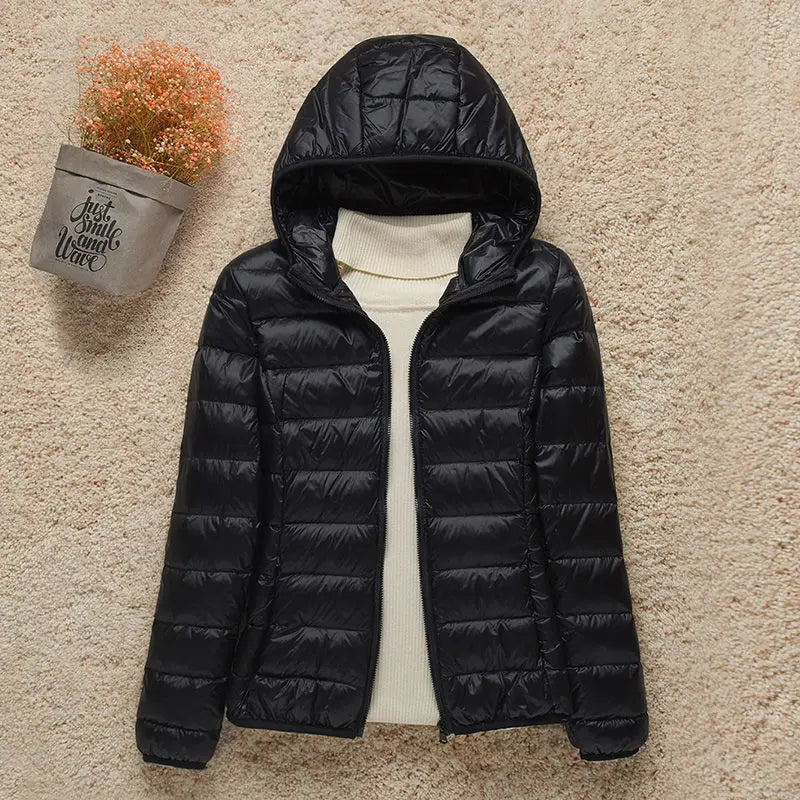 Stylische Winterjacke Mit Reißverschluss Und Kapuze Und Langen Ärmeln | Winter