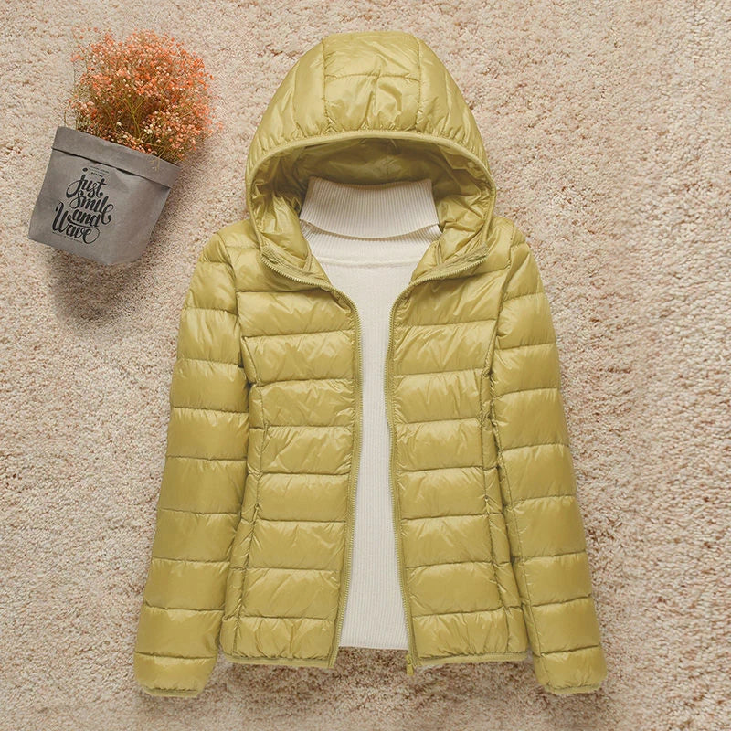 Stylische Winterjacke Mit Reißverschluss Und Kapuze Und Langen Ärmeln | Winter