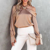 Alma - Beige Satinbluse mit einer Schulter