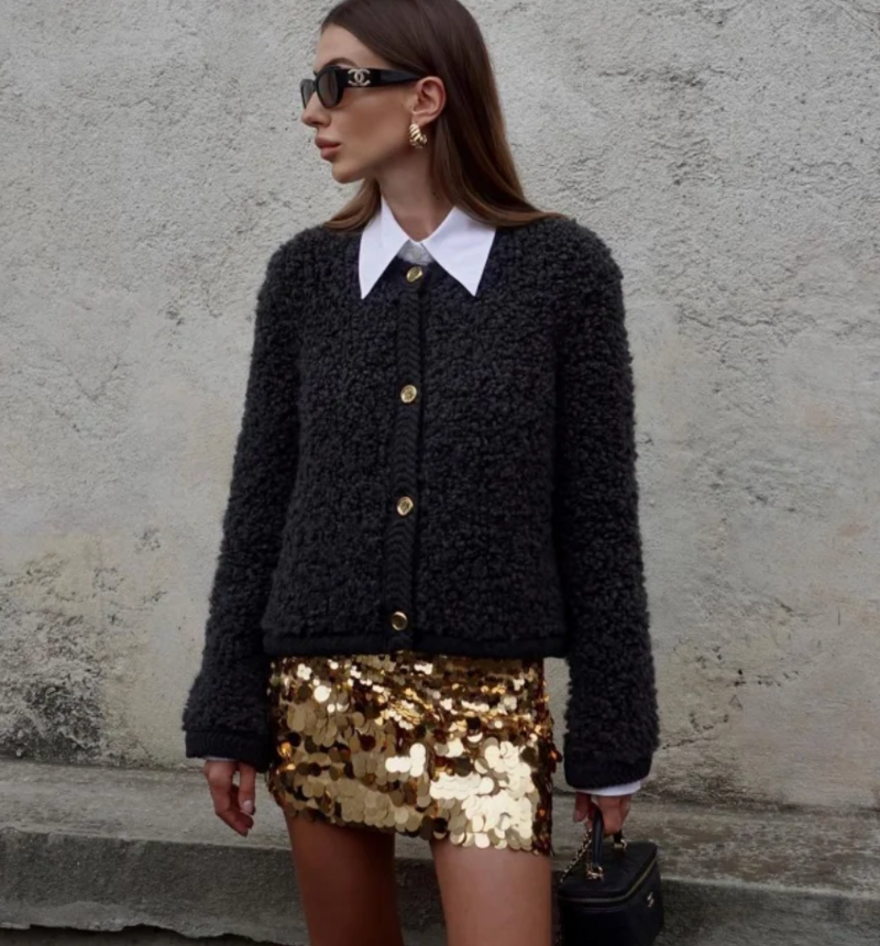 Kurzer Cardigan Mit Goldenen Knöpfen Für Damen | Warm