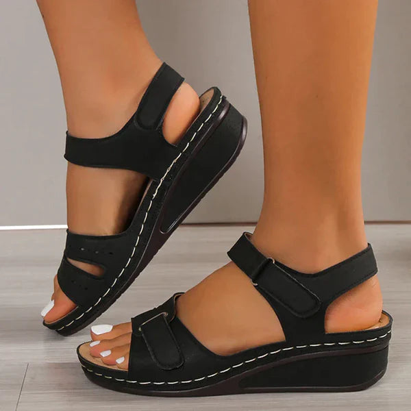 Thea – Bequeme Damensandalen