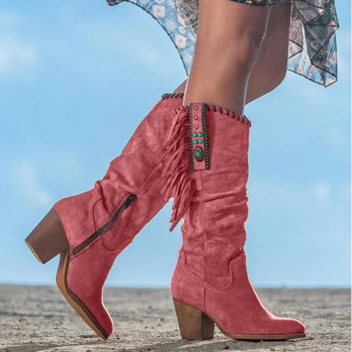 Hohe Cowboystiefel Für Den Winter | Quadratische Absätze