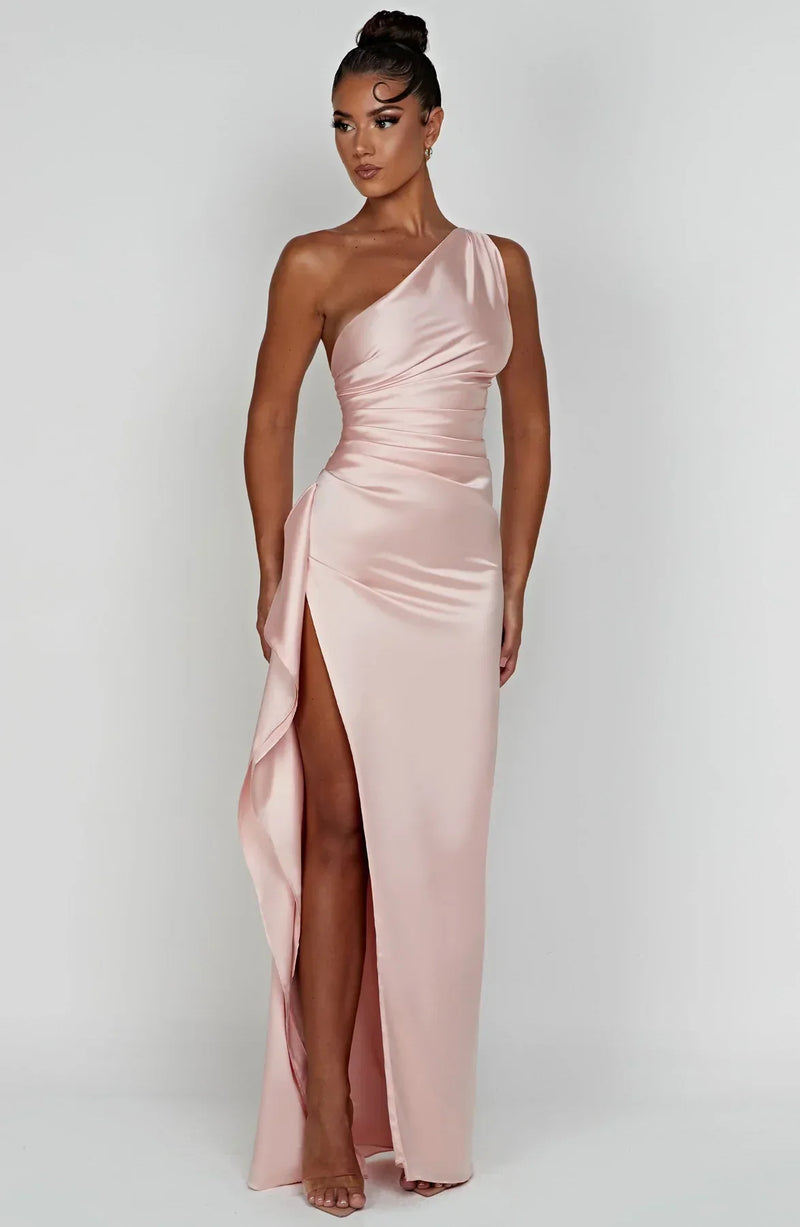 Damen Abendkleid mit Seitenschlitz | One Shoulder
