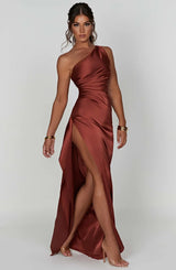 Damen Abendkleid mit Seitenschlitz | One Shoulder