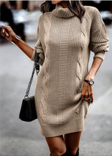 Beiges Rollkragen-Strickkleid | Winter