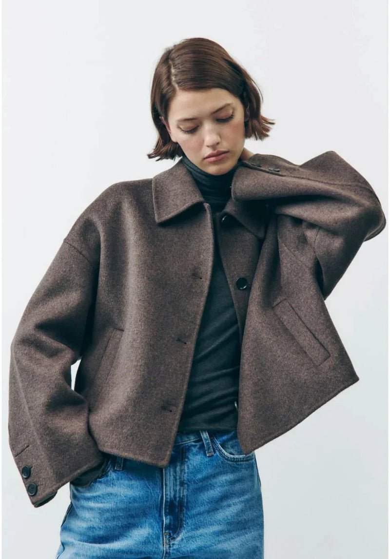Kurze Jacke Mit Fronttaschen Für Damen | Klassisch
