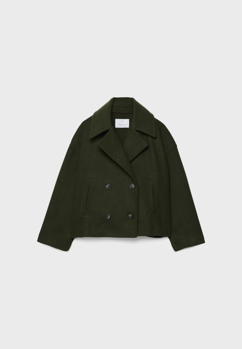 Kurze Damenjacke | Knopfdetail