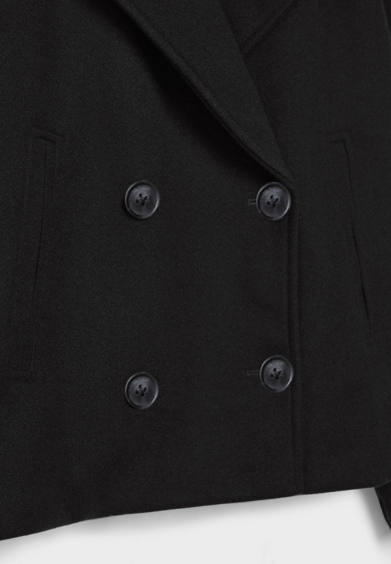 Kurze Damenjacke | Knopfdetail