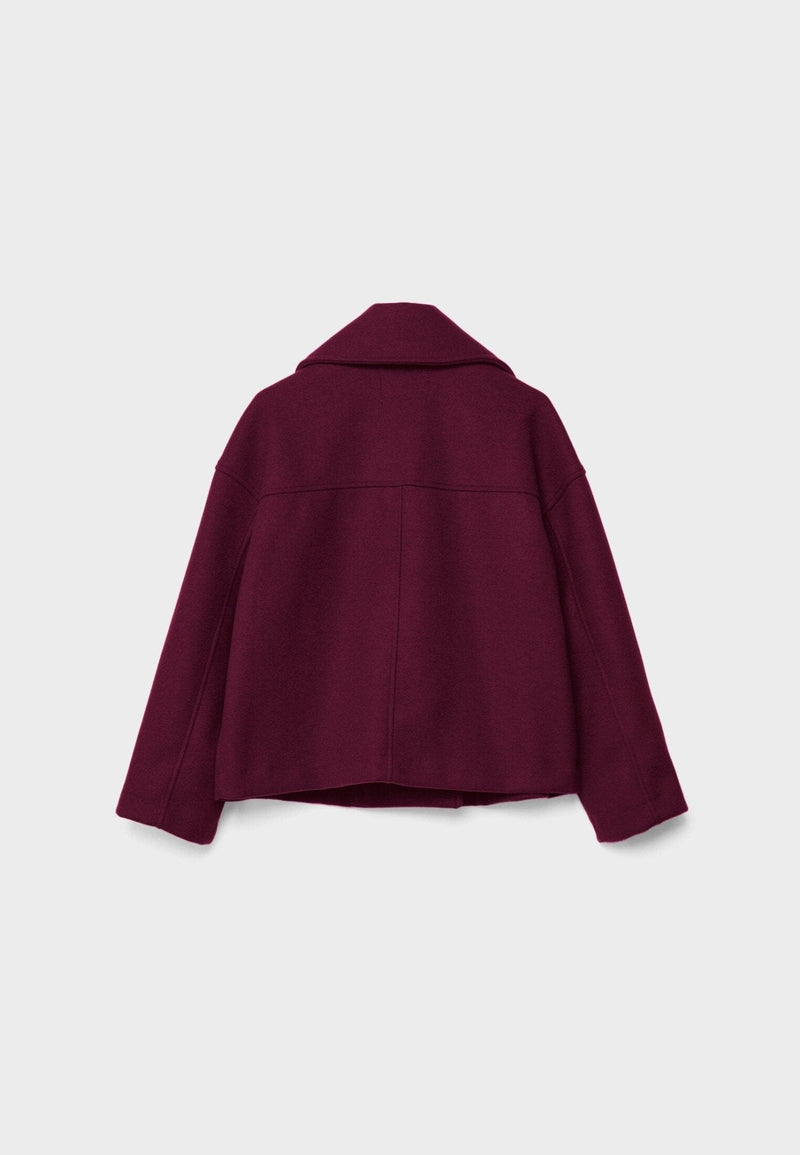 Kurze Damenjacke | Knopfdetail