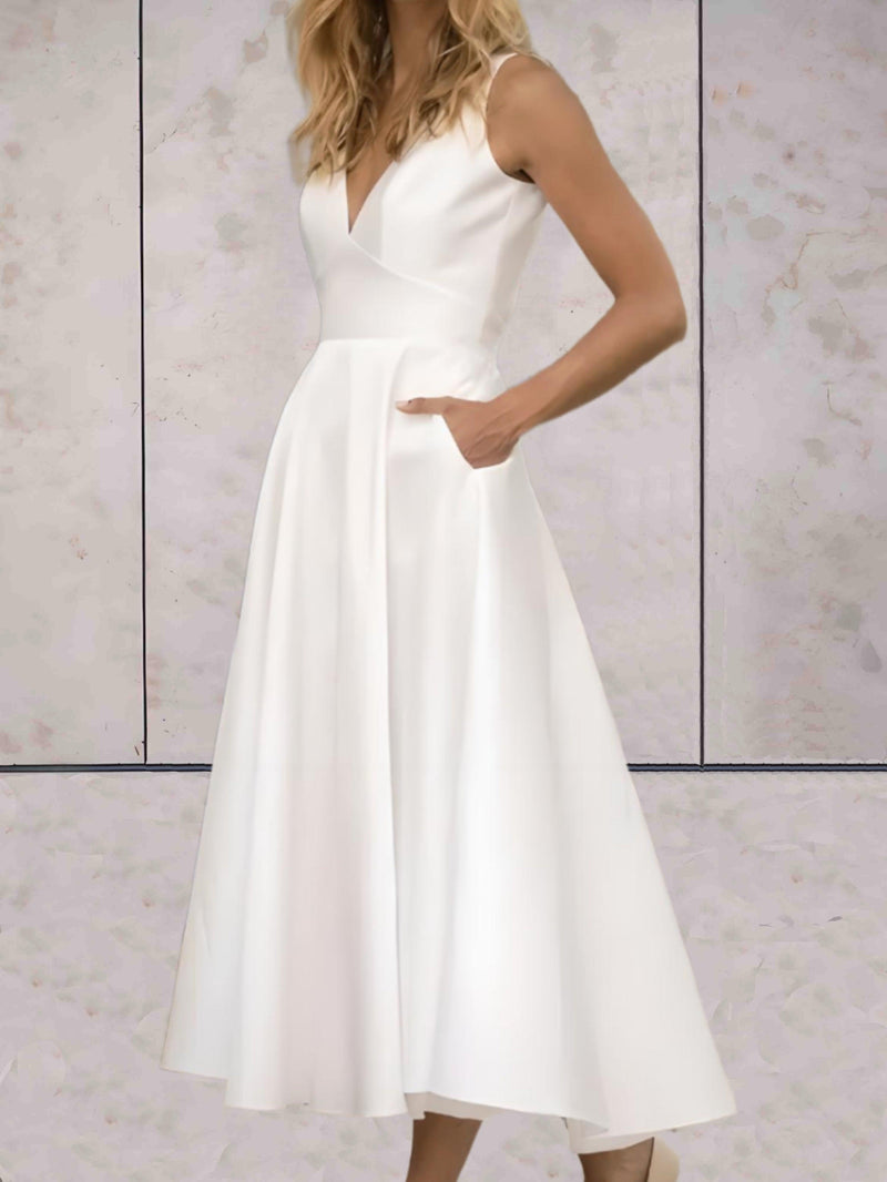 Cecelia - Minimalistisches ärmelloses Minibrautkleid