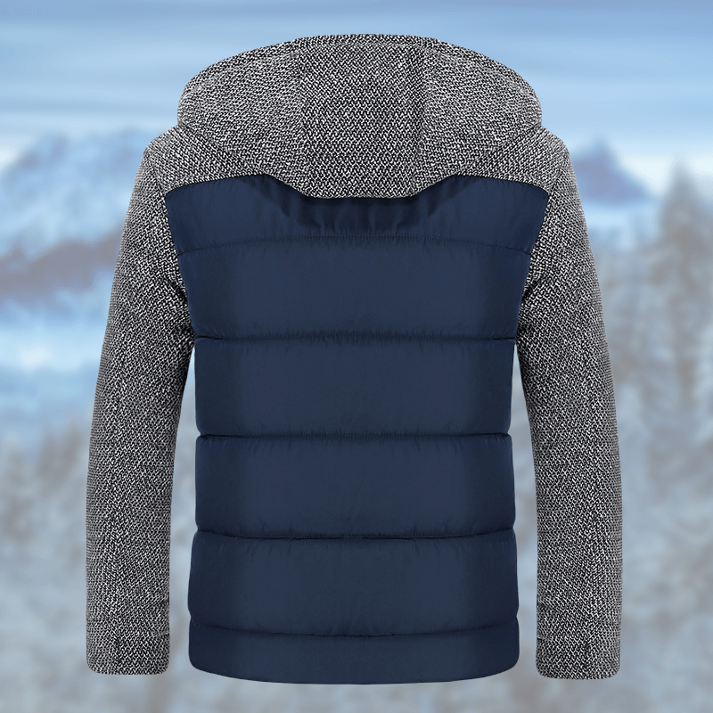 Arwen - Dicke Kapuzenjacke mit elegantem Winterdruck