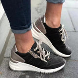 Nyah - Orthopädische Turnschuhe mit Keilabsätzen
