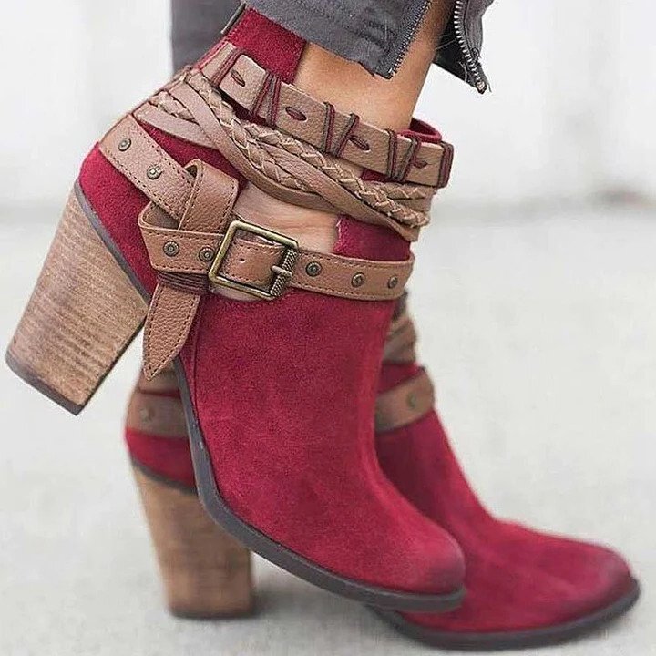 Lina - Schnallenstiefel